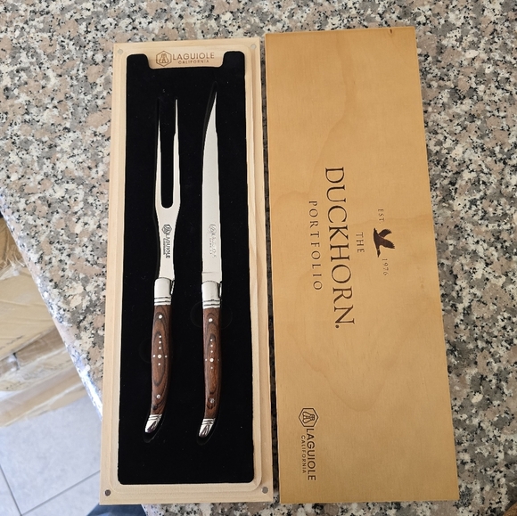 Laguiole California The Duckhorn Portfolio Carving Set - Picture 3 of 3